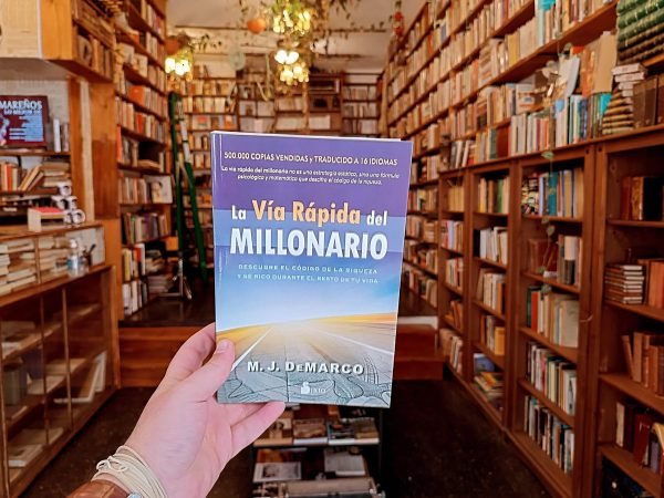 La Vía Rápida Del Millonario. M. J. De Maco.