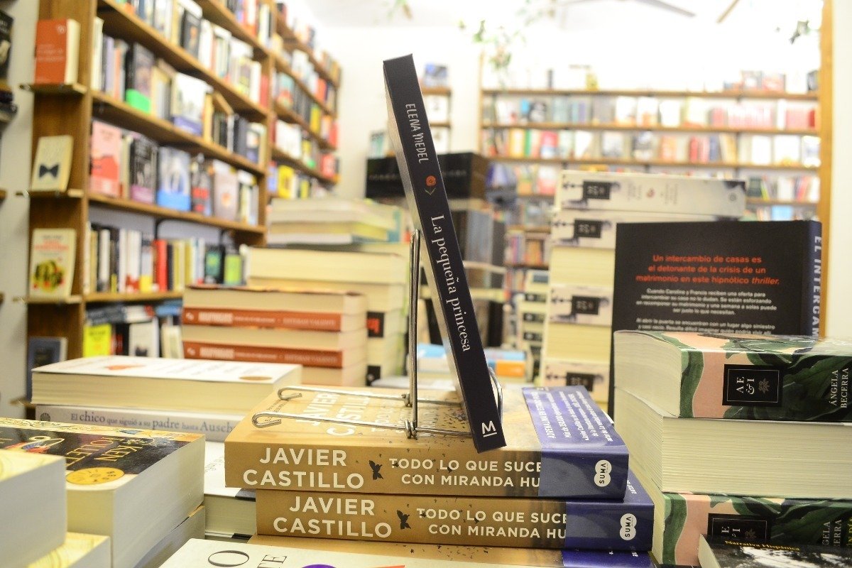 La Pequeña Princesa.elena Medel.ilustraciones De Maria Hesse - Imagen 2