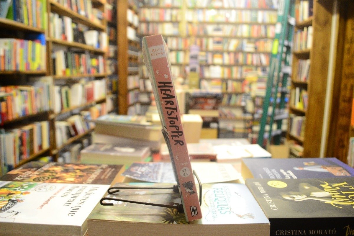 Heartstopper 1. Un Chico Conoce A Otro. Alice Oseman. - Imagen 3