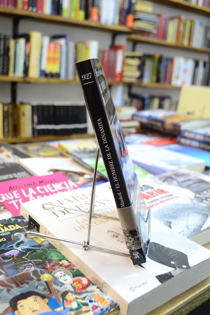 El Hombre Dinamita. Henning Mankell. - Imagen 2