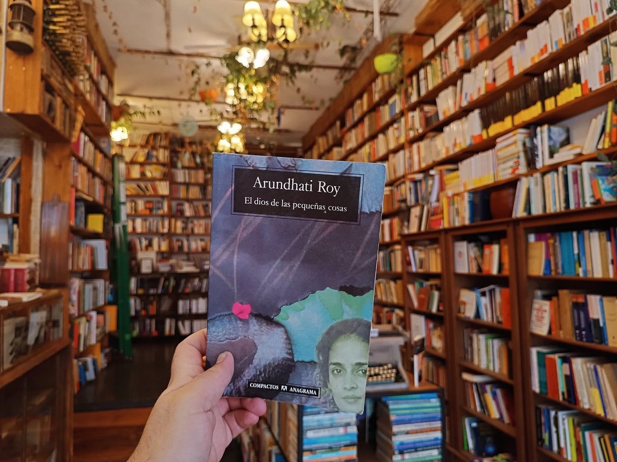 Arundhati Roy. El Dios De Las Pequeñas Cosas. - Imagen 2