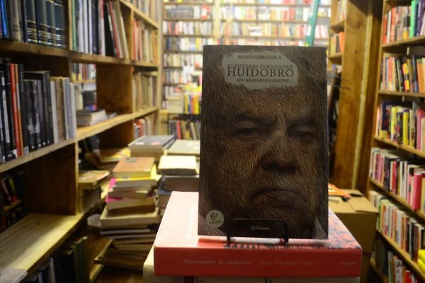 Eleuterio Fernández Huidobro Sin Remordimientos. M Urruzola. - Imagen de 3