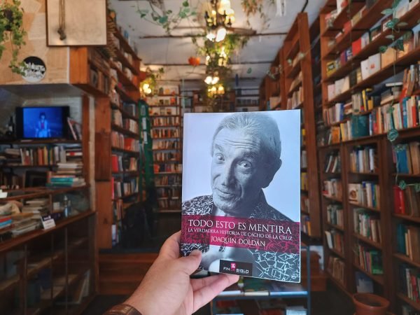 Todo Esto Es Mentira. Joaquín Doldán.