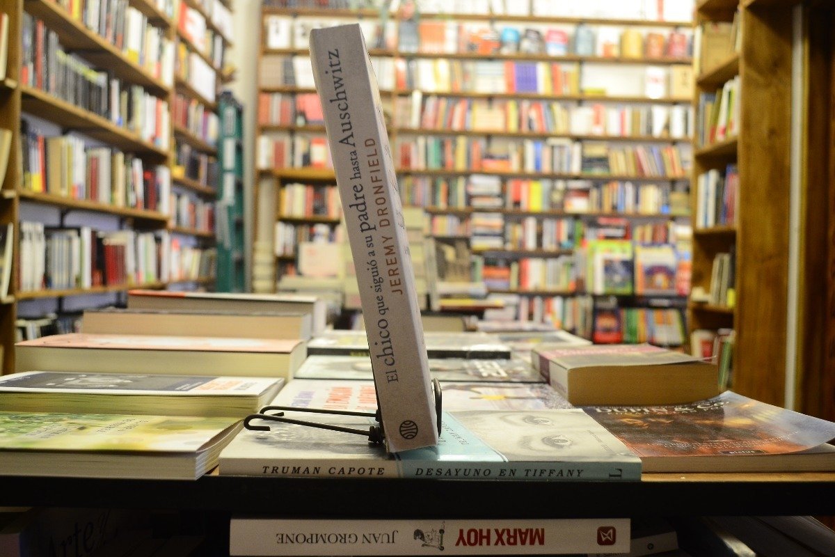 El Chico Que Siguió A Su Padre Hasta Auschwitz. J. Dronfield - Imagen 2