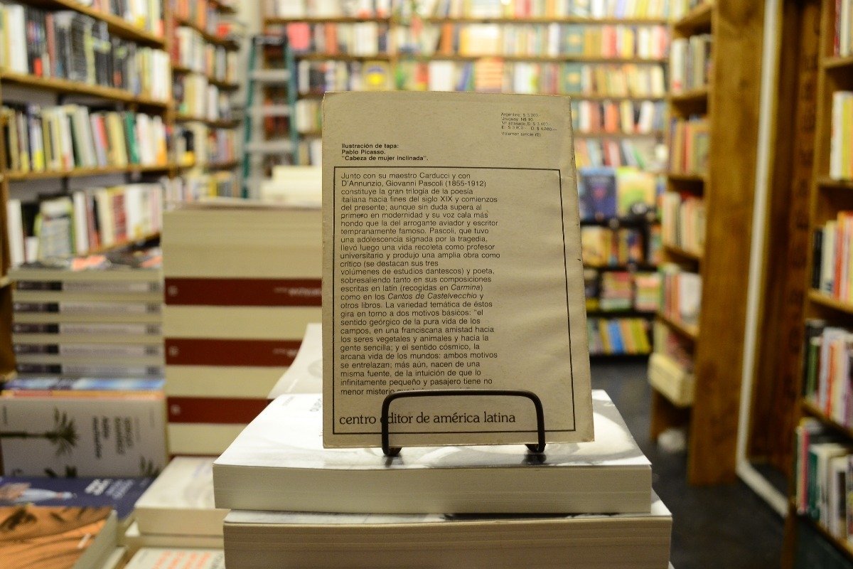 Cantos De Castelvecchio Y Otros Poemas. Giovanni Pascoli. - Imagen 3