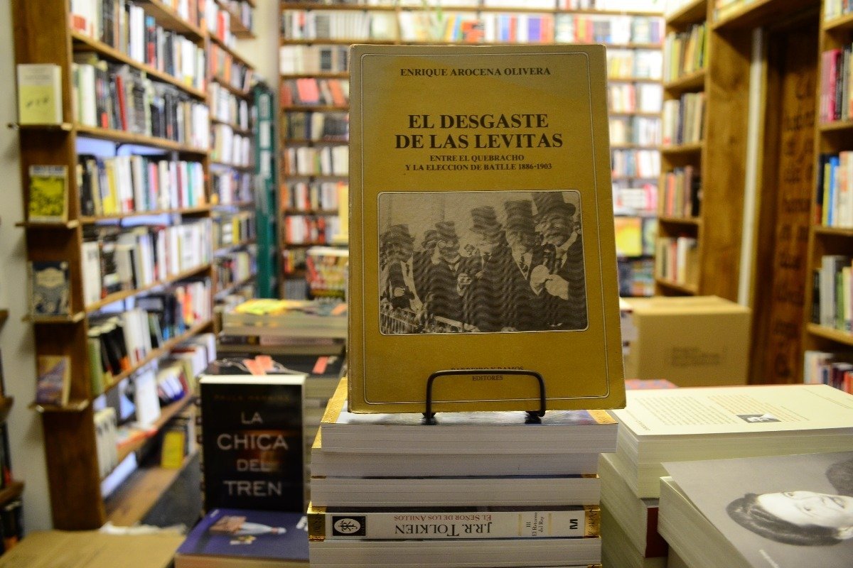 El Desgaste De Las Levitas. Enrique Arocena Olivera. - Imagen 4