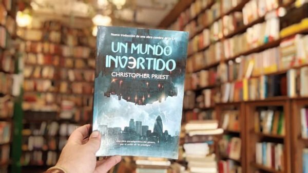 Un Mundo Invertido. Christopher Priest.