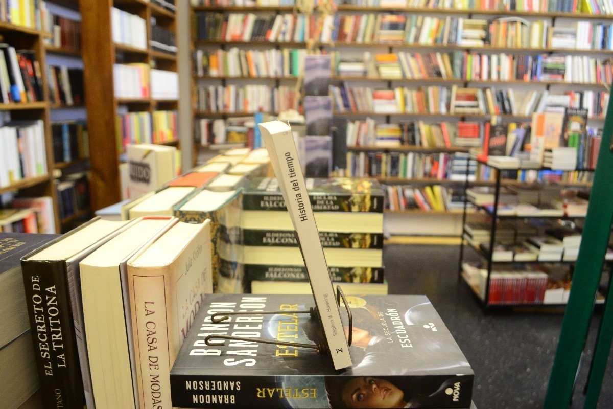 Historia Del Tiempo: Big Bang A Los Agujeros Negros. Hawking - Imagen 5