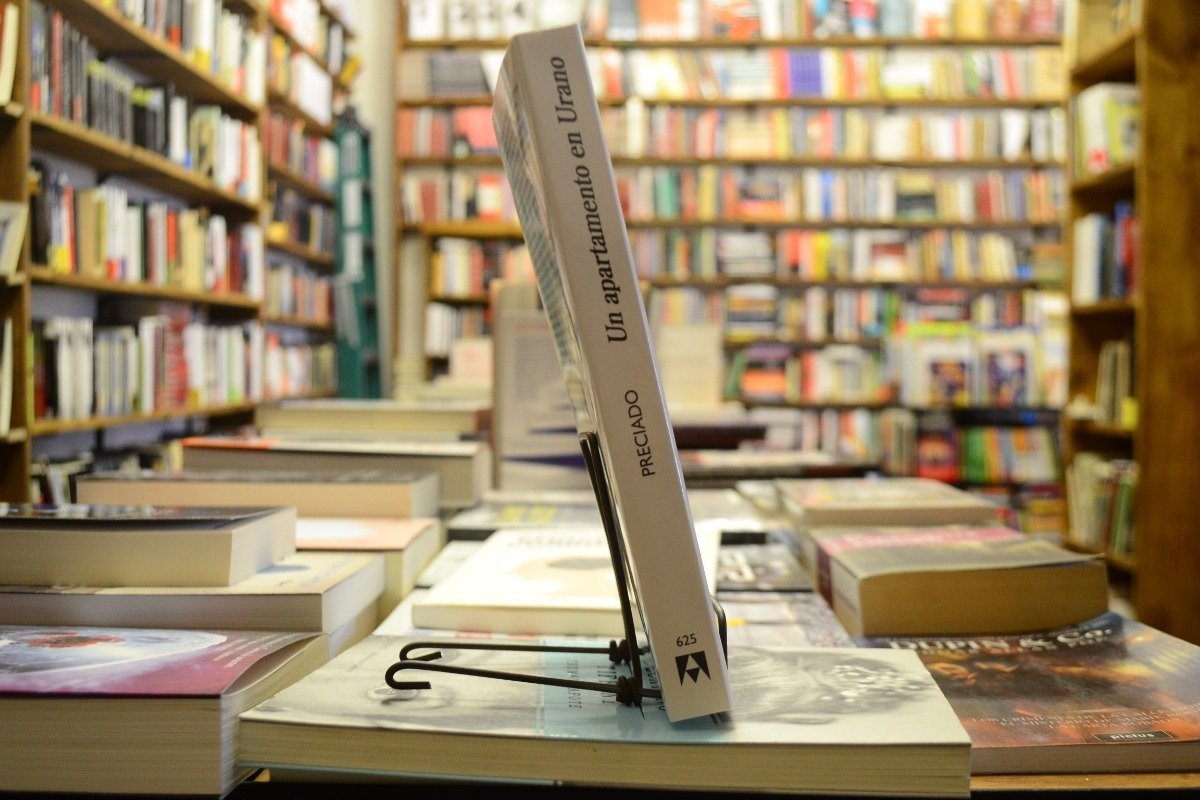 Un Apartamento En Urano: Crónicas Del Cruce. Paul B Preciado - Imagen 5