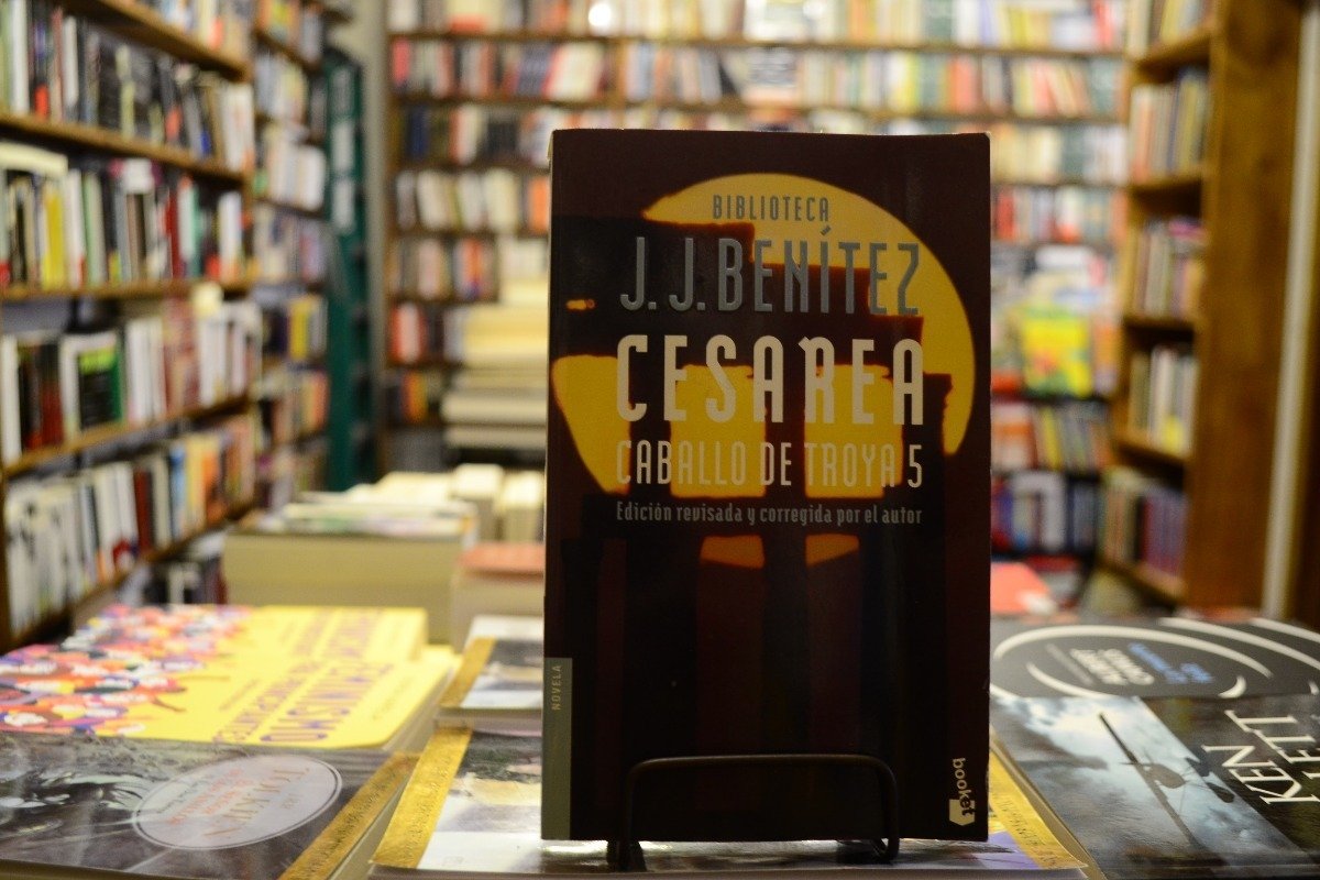 Caballo De Troya 5. J. J. Benítez. - Imagen 2