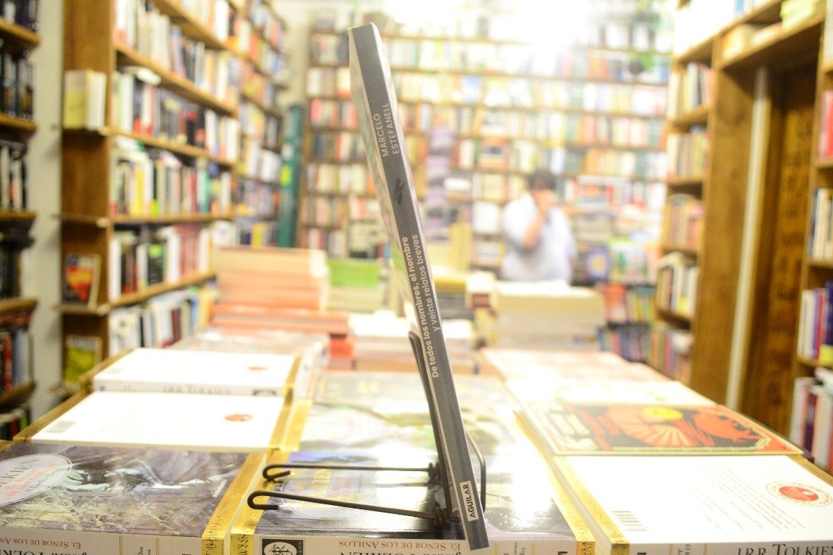 De Todos Los Nombres, El Nombre Y Veinte Relatos Breves. - Imagen 2