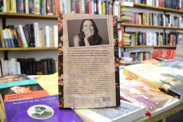 Zafiros En La Piel. Viviana Rivero. - Imagen de 3