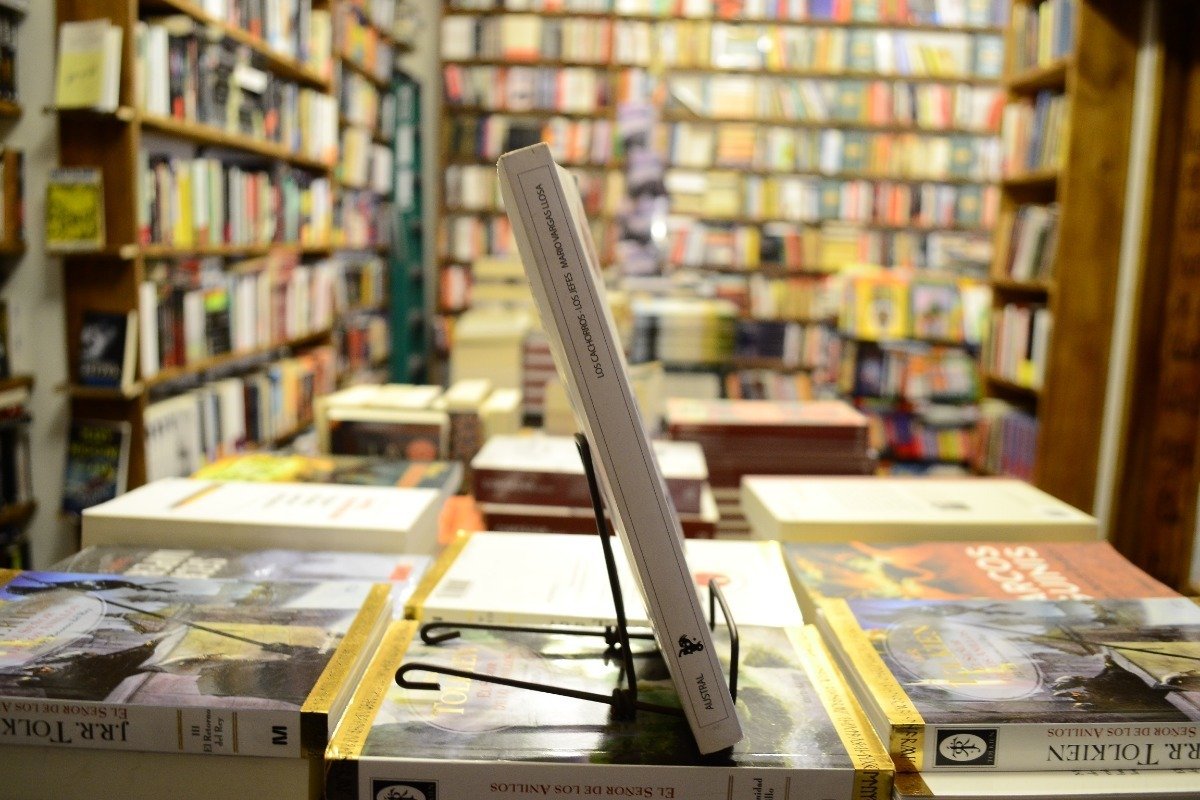 Los Cacharros - Los Jefes. Mario Vargas Llosa. - Imagen 2