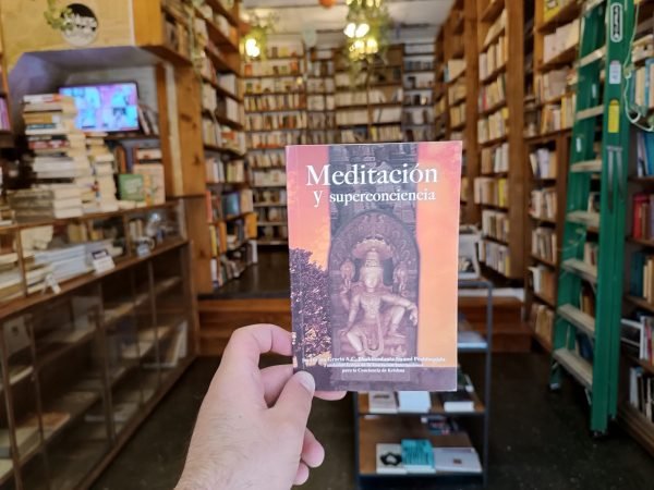 Bhaktiedanta Swami Prabhupada. Meditación Y Superconciencia. - Imagen 2
