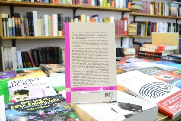 Xenofeminismo. Helen Hester. - Imagen de 3