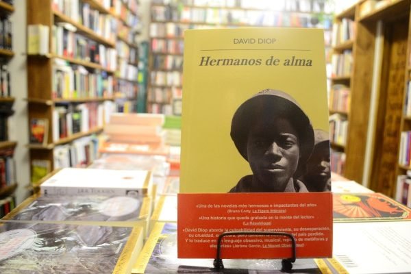 Hermanos De Alma. David Diop.
