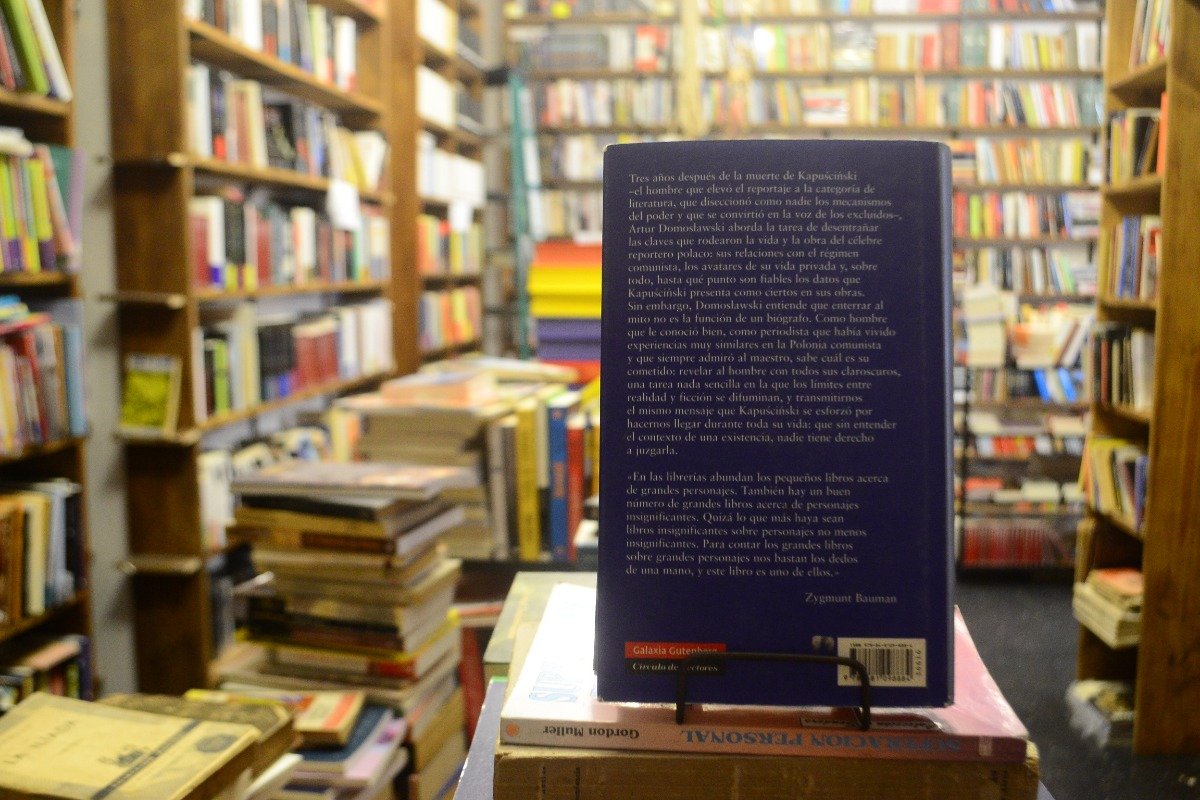 Kapuscinski Non-fiction. Artur Domeslawski. - Imagen 3