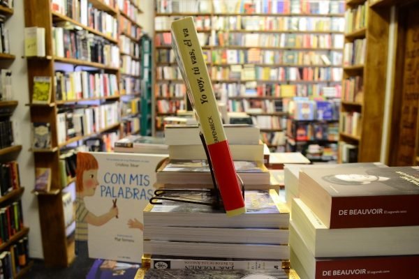 Yo Voy, Tú Vas, Él Va. Jenny Erpenbeck. - Imagen de 2