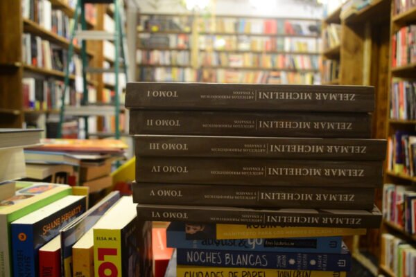 Artículos Periodísticos Y Ensayos. 6 Tomos. Zelmar Michelini - Imagen de 2