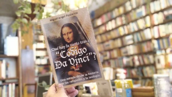 ¿qué Hay De Cierto Tras El Código Da Vinci ? M A Pastorino