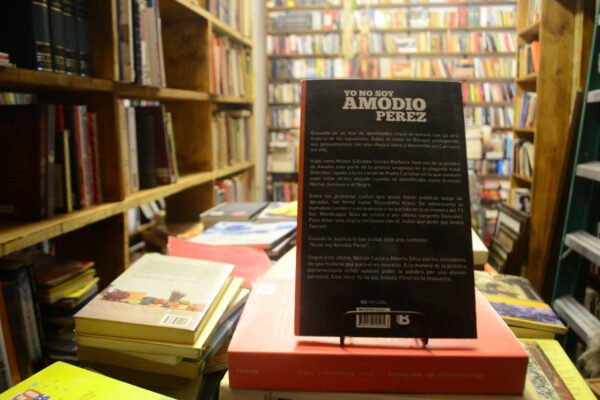 Yo No Soy Amodio Pérez. Nelson Caula - Alberto Silva. - Imagen de 4