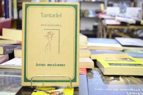 Tantadel. René Avilés Fabila.
