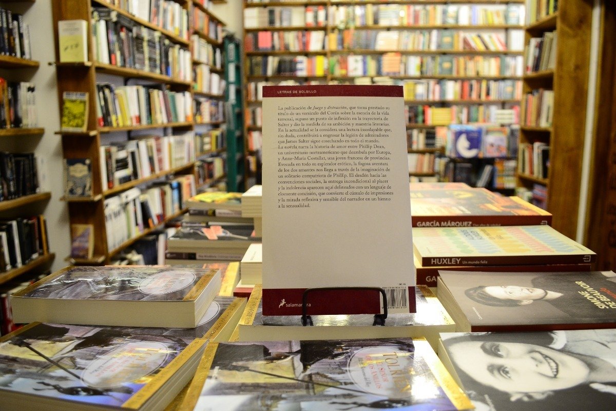 Juego Y Distracción. James Salter. - Imagen 3