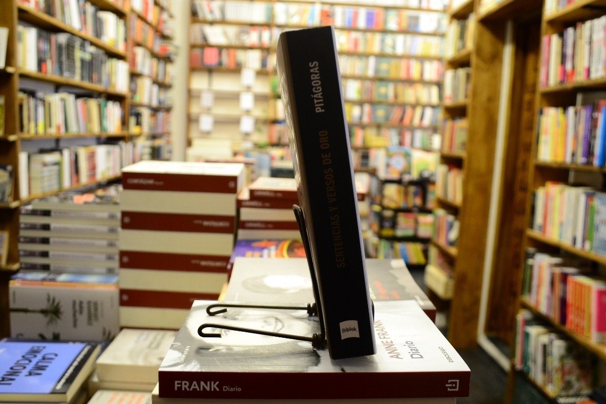 Sentencias Y Versos De Oro. Pitágoras. - Imagen 2