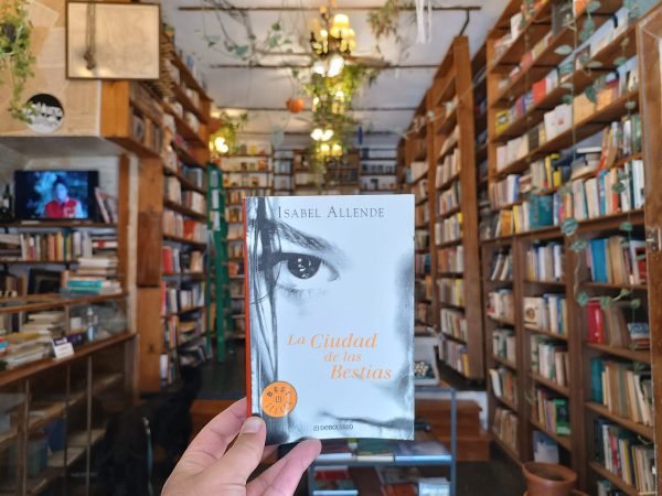 La Ciudad De Las Bestias. Isabel Allende. - Imagen 2