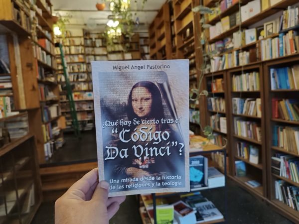 ¿qué Hay De Cierto Tras El Código Da Vinci ? M A Pastorino.