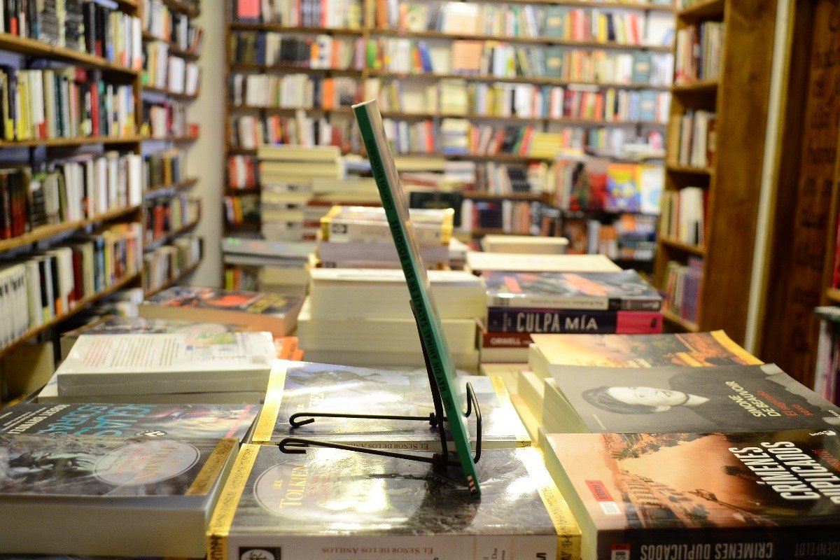 Hay Un Animal Salvaje En Sus Bosques.cuentos Escogidos. Saki - Imagen 2