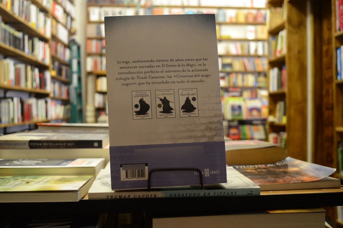 La Maga. Trudi Canavan. - Imagen 3