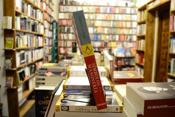 Símbolos De La Masonería. Robert Lomas. - Imagen 2