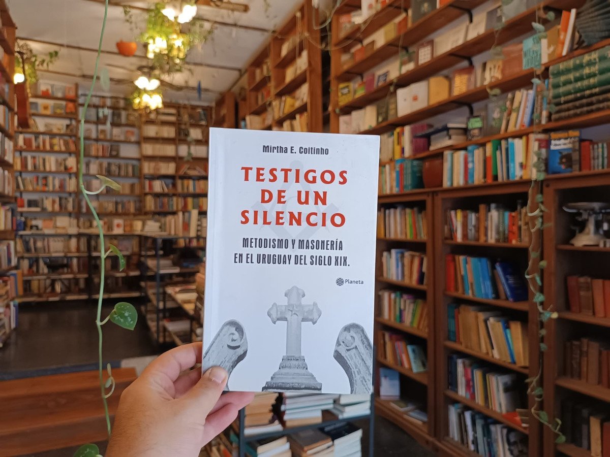 Testigos De Un Silencio. Mirtha E. Coitinho. - Imagen 2