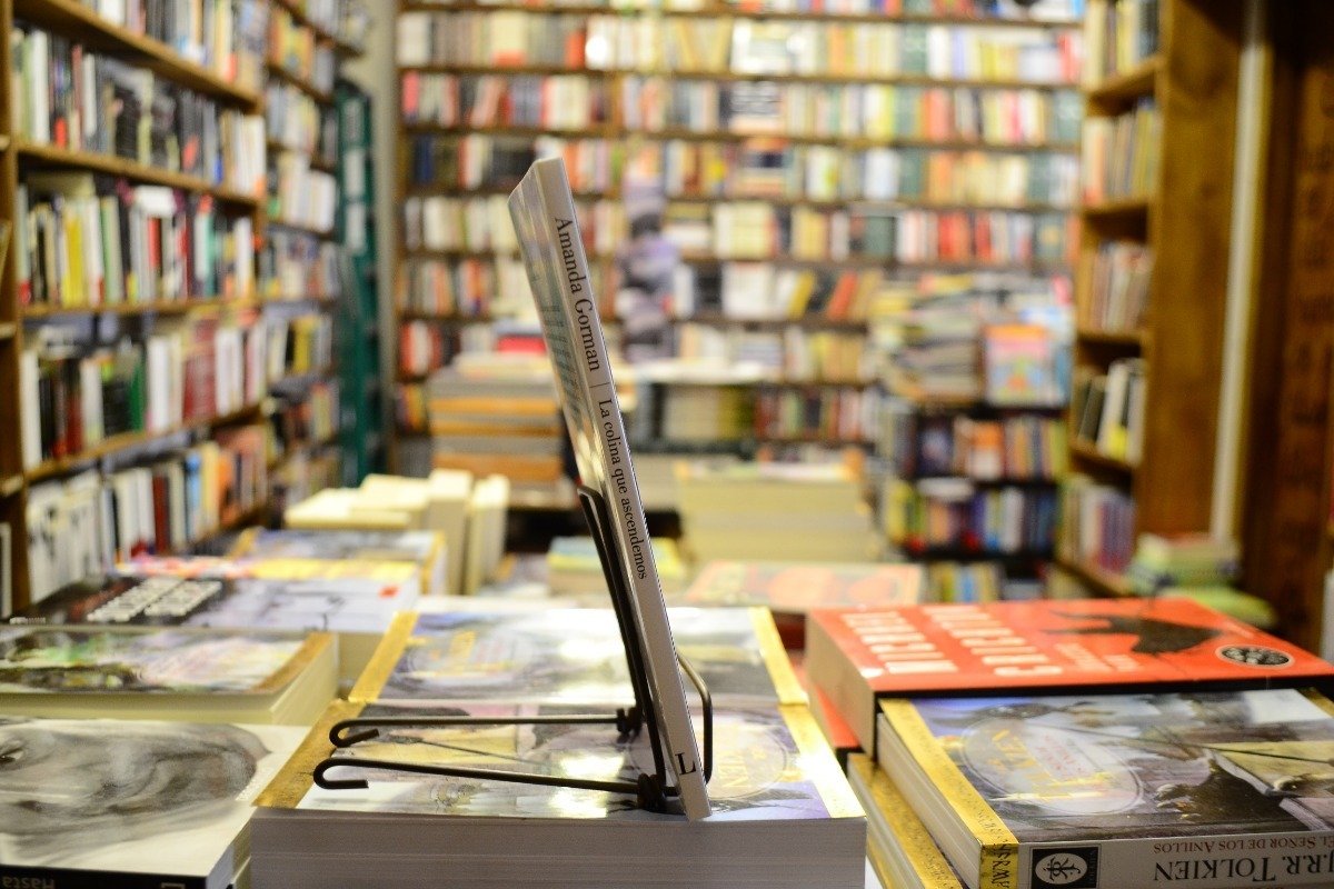 La Colina Que Ascendemos. Amanda Gorman. - Imagen 2