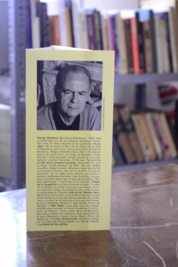 Un Pedigrí. Patrick Modiano. - Imagen 2