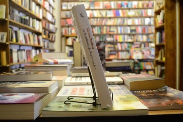 La Decadencia De Nerón Golden. Salman Rushdie. - Imagen 2