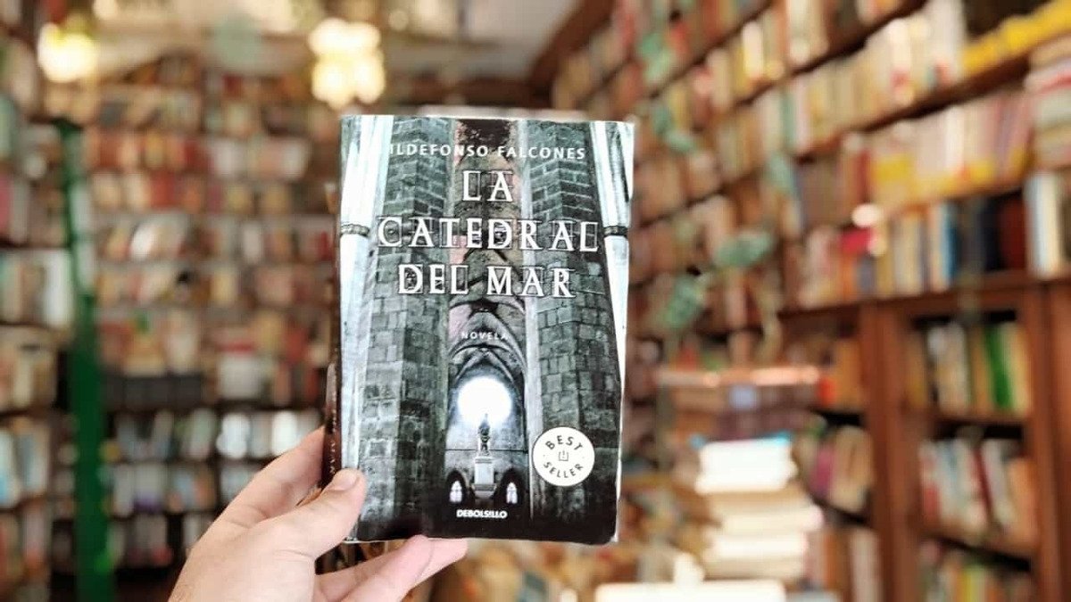 La Catedral Del Mar. Ildefonso Falcone. - Imagen 3