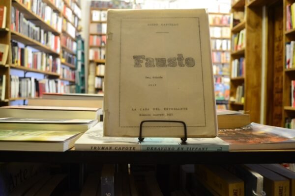 Fausto. Guido Castillo.