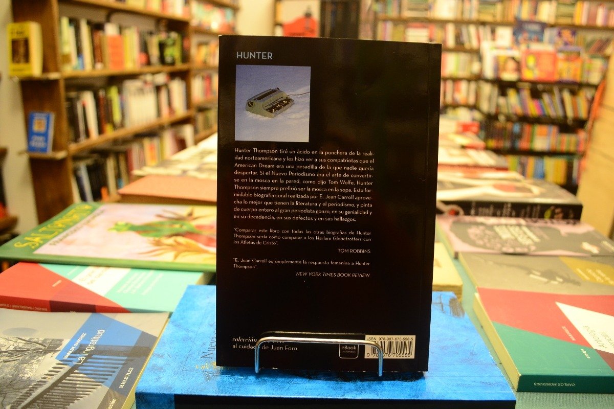 Hunter. E. Jean Carroll. - Imagen 3