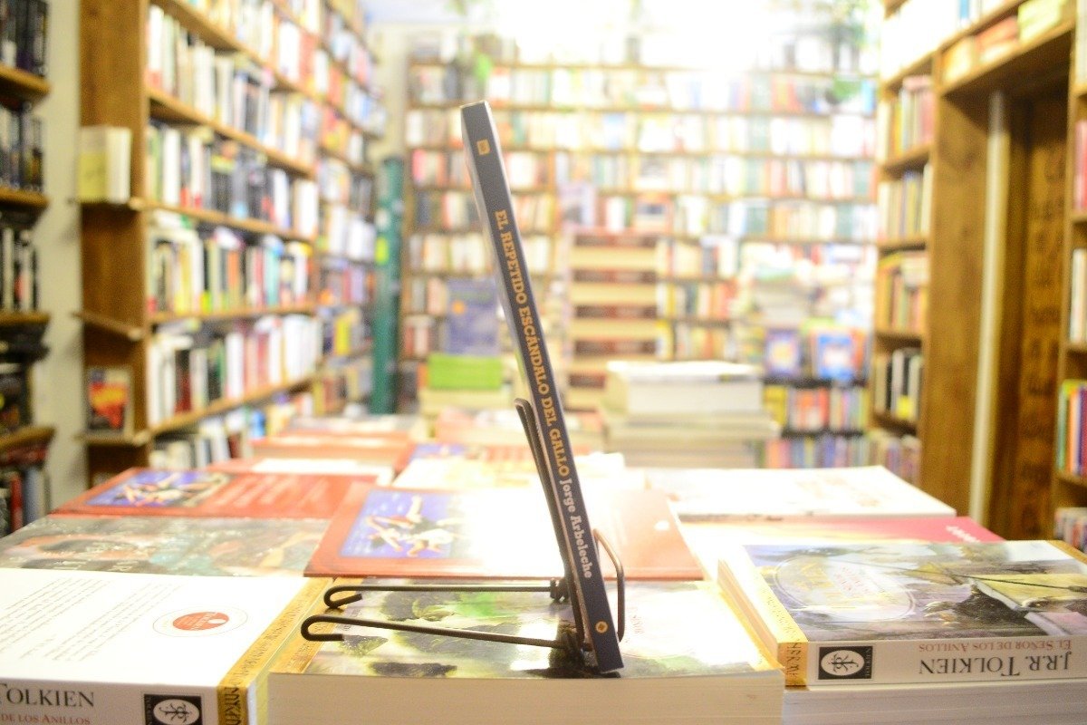 El Repetido Escandalo Del Gallo. A 1968 2018 Jorge Arbeleche - Imagen 2