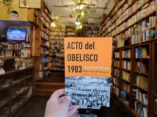 Acto Del Obelisco 1983. María Noel Domínguez.