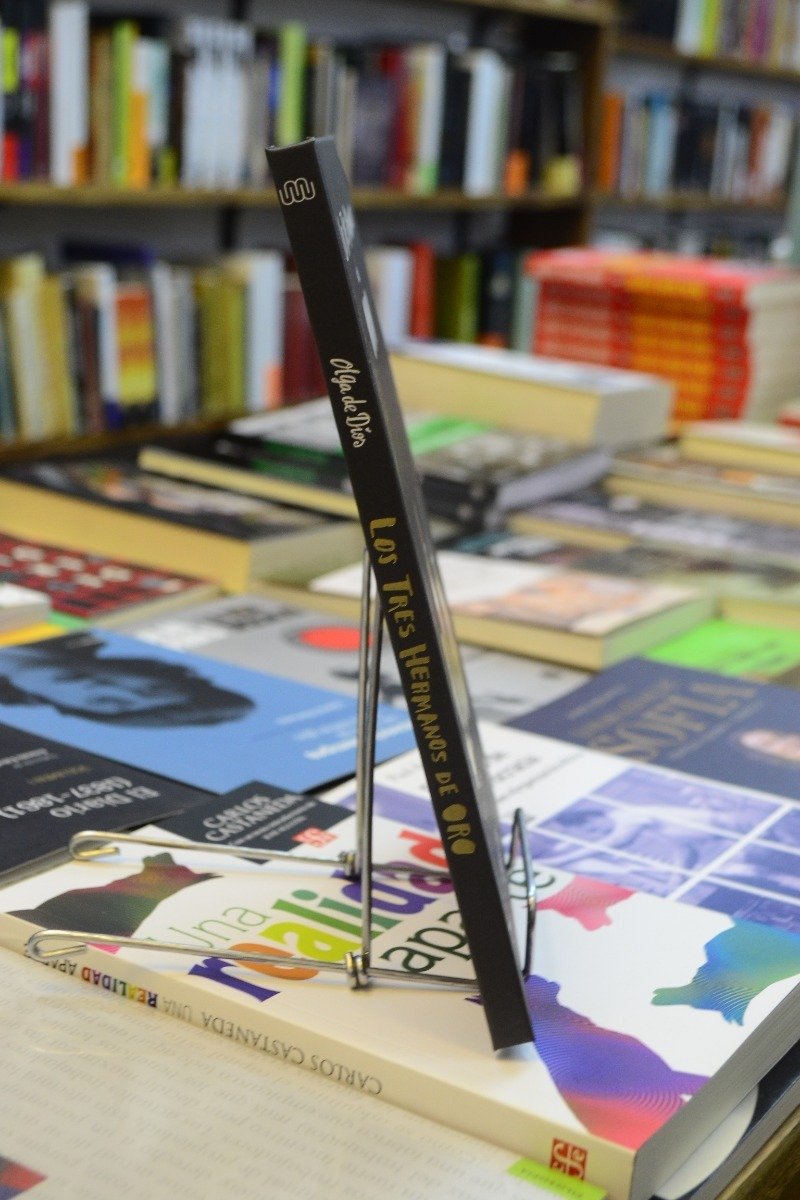 Los Tres Hermanos De Oro. Olga De Dios. - Imagen 2