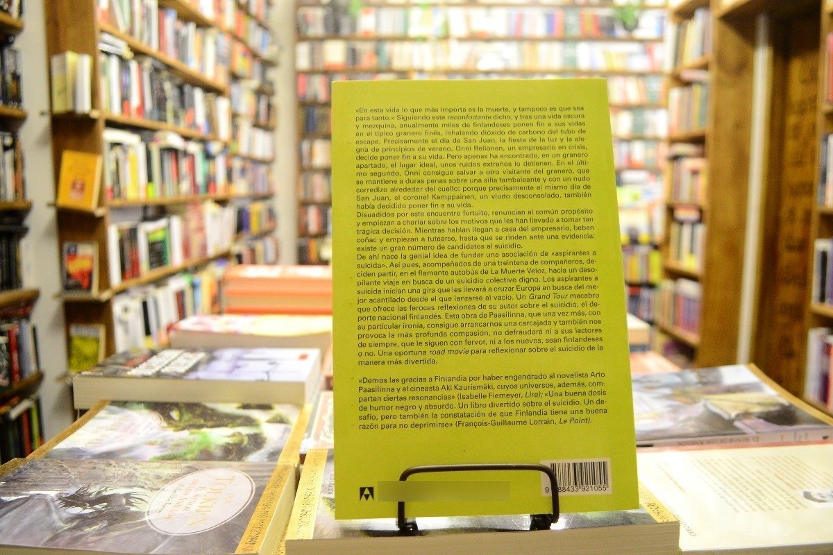 Delicioso Suicidio En Grupo. Arto Paasilinna. - Imagen 3