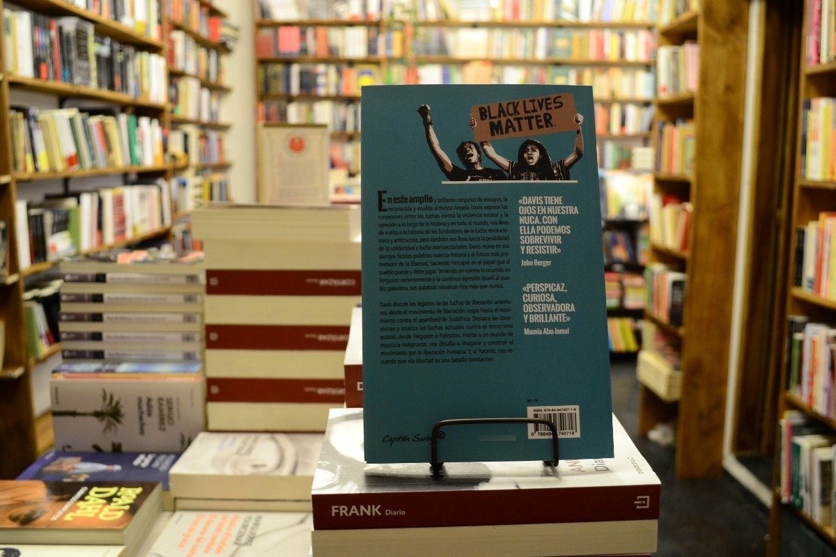 La Libertad Es Una Batalla Constante. Angela Davis. - Imagen 3