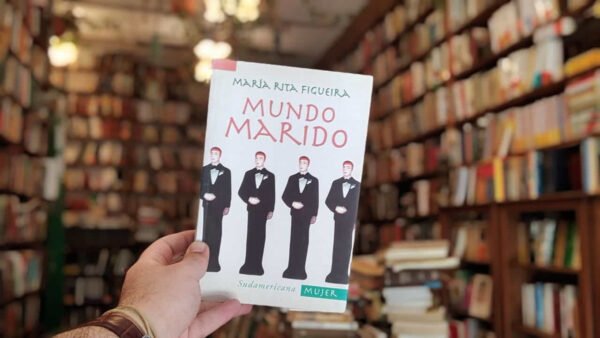 Mundo Marido. María Rita Figueira.