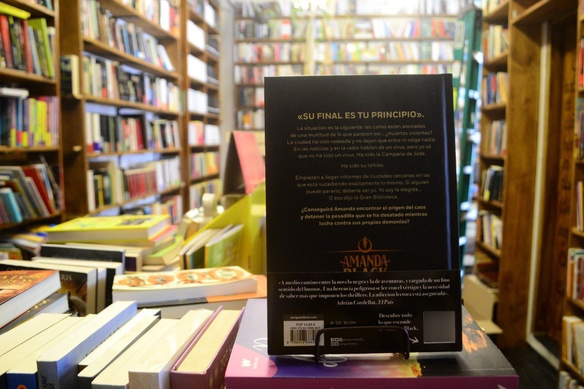 El Tañido Sepulcral. Amanda Black 5. Bárbara Montes. - Imagen 3