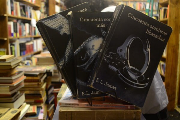 Cincuenta Sombras De Grey. 3 Tomos. E. L. James.