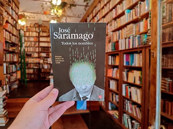 Todos Los Nombres. José Saramago.
