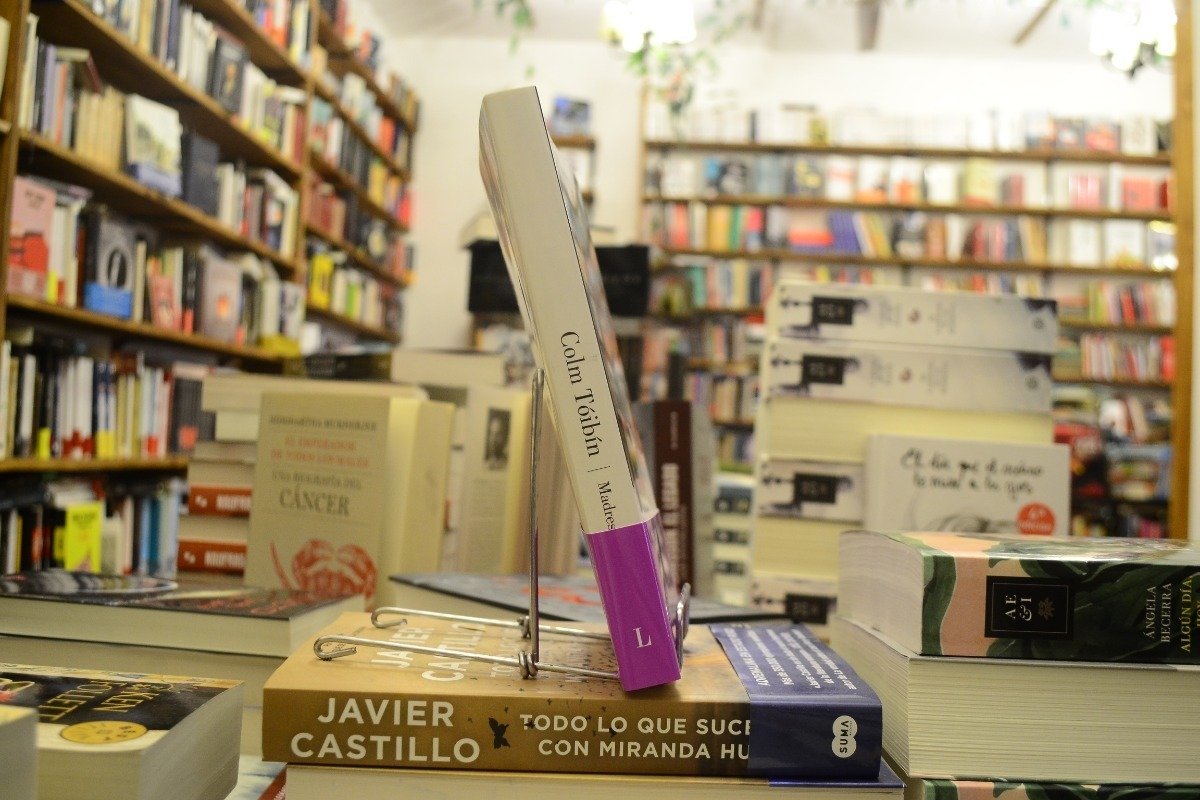 Madres E Hijos. Colm Tóibín. - Imagen 2